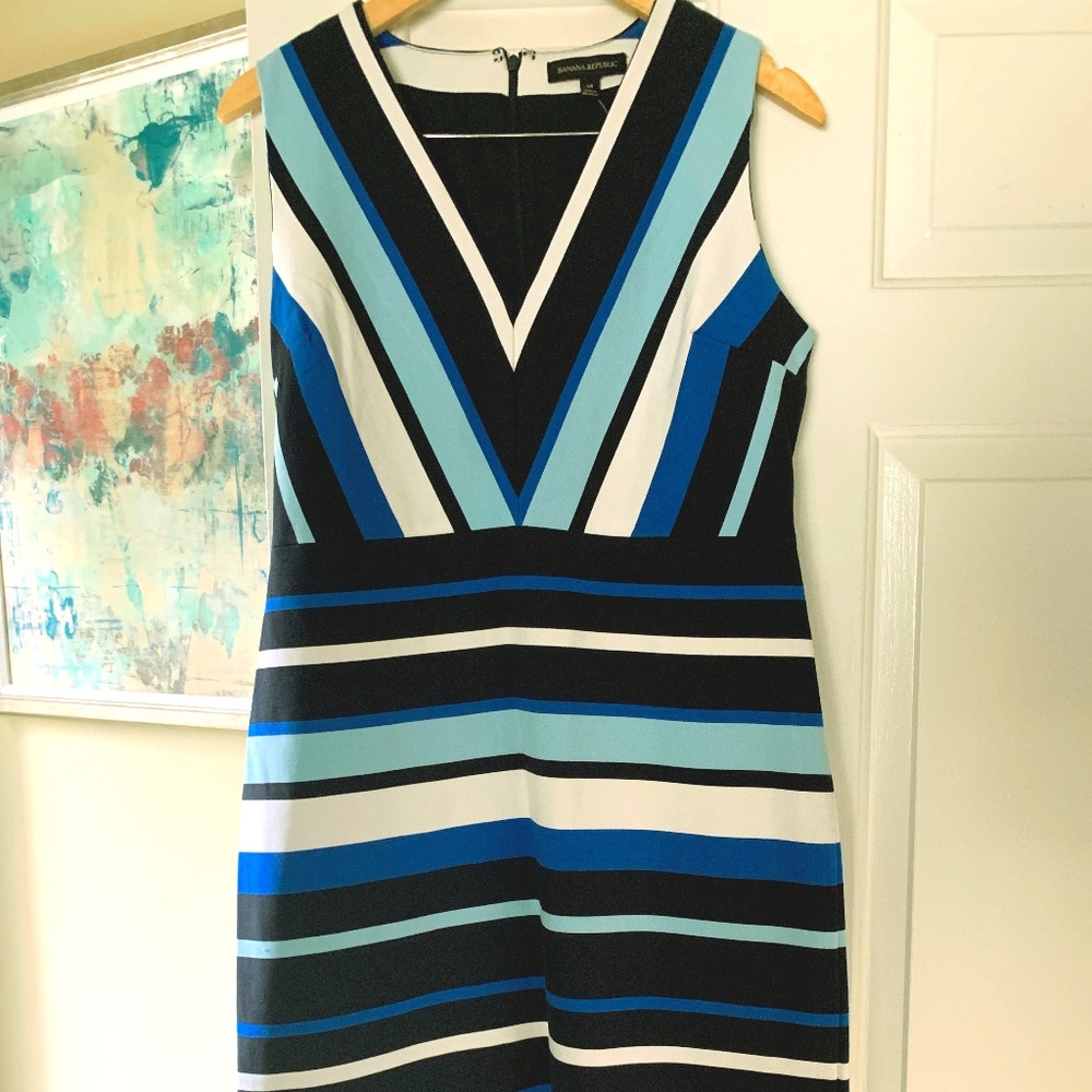 Banana Replublic Blue Strip dress